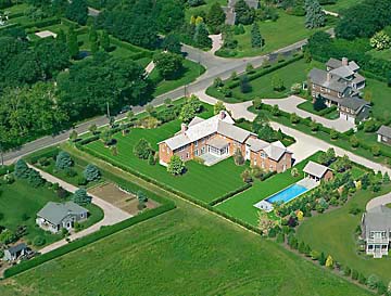 Aerial photo, before retouch, Bridgehampton, NY